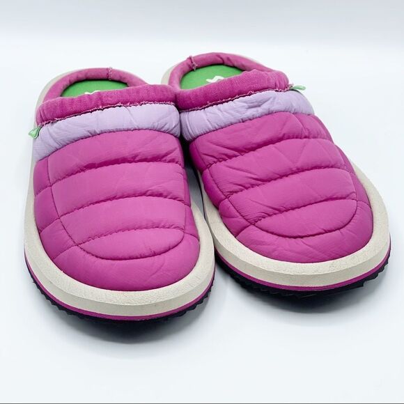 Sanuk Other - Sanuk Puff and Chill pink slip on house shoes
